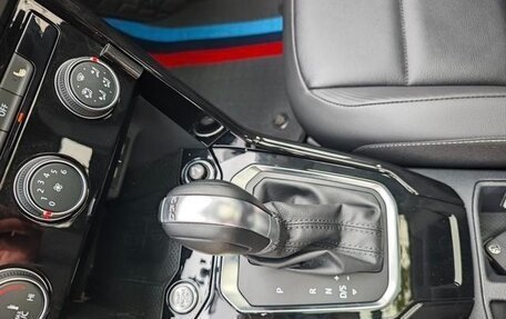 Volkswagen T-Roc I, 2022 год, 1 290 100 рублей, 11 фотография