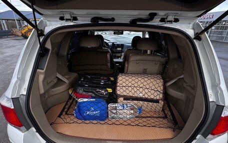 Toyota Highlander III, 2012 год, 2 100 000 рублей, 10 фотография