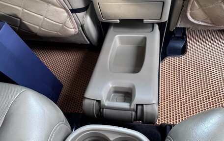 Toyota Highlander III, 2012 год, 2 100 000 рублей, 17 фотография