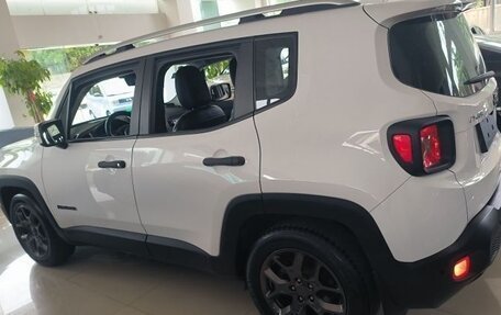 Jeep Renegade I рестайлинг, 2017 год, 1 125 325 рублей, 4 фотография