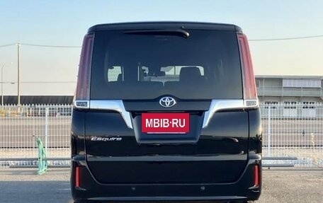 Toyota Esquire I, 2021 год, 2 150 000 рублей, 5 фотография