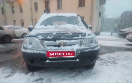 Chevrolet Niva I рестайлинг, 2013 год, 318 000 рублей, 2 фотография