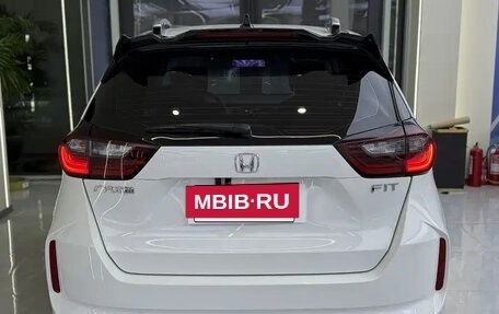 Honda Fit, 2022 год, 1 280 000 рублей, 9 фотография