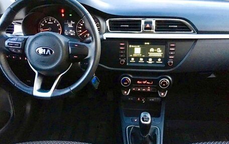 KIA Rio IV, 2018 год, 1 250 000 рублей, 9 фотография