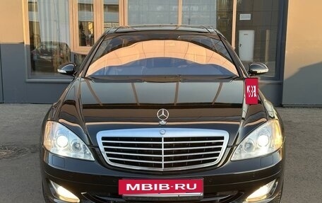 Mercedes-Benz S-Класс, 2005 год, 2 300 000 рублей, 4 фотография