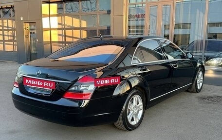 Mercedes-Benz S-Класс, 2005 год, 2 300 000 рублей, 6 фотография