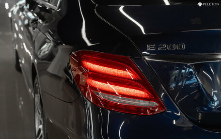 Mercedes-Benz E-Класс, 2018 год, 2 780 000 рублей, 23 фотография