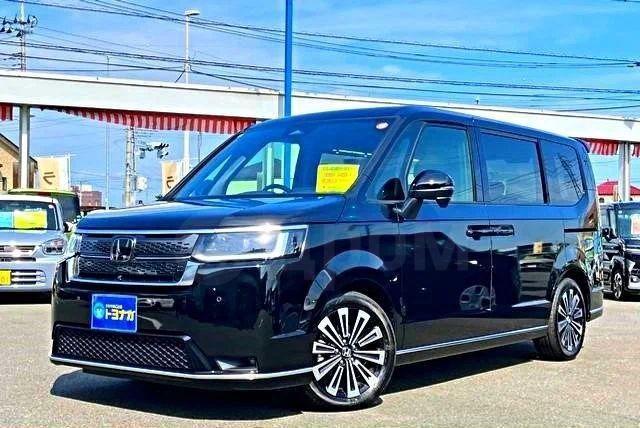 Honda Stepwgn V рестайлинг, 2022 год, 2 151 950 рублей, 2 фотография