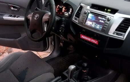 Toyota Hilux VII, 2012 год, 1 750 000 рублей, 5 фотография