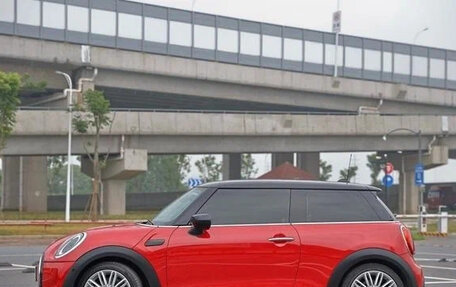 MINI Hatch, 2022 год, 1 790 000 рублей, 3 фотография