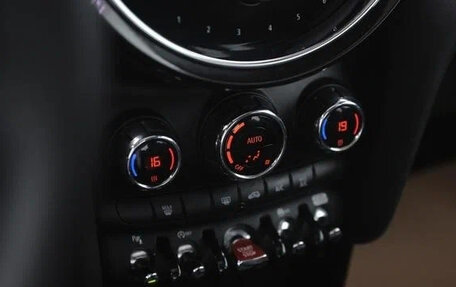 MINI Hatch, 2022 год, 1 790 000 рублей, 9 фотография