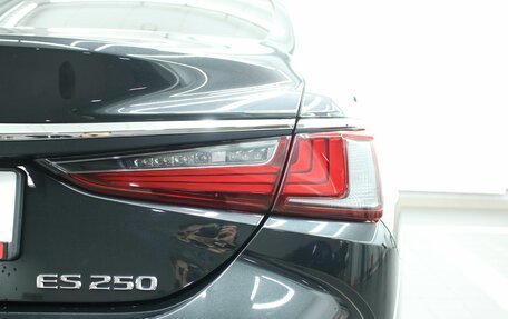 Lexus ES VII, 2018 год, 3 500 000 рублей, 20 фотография