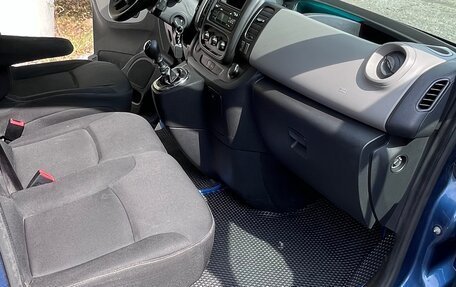 Renault Trafic, 2019 год, 2 295 000 рублей, 6 фотография