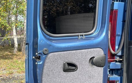 Renault Trafic, 2019 год, 2 295 000 рублей, 13 фотография