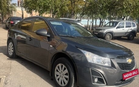 Chevrolet Cruze II, 2013 год, 515 000 рублей, 3 фотография