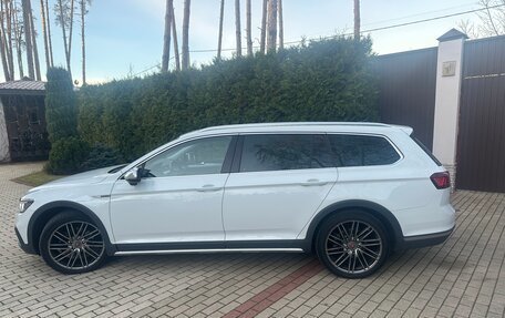 Volkswagen Passat B8 рестайлинг, 2020 год, 3 700 000 рублей, 1 фотография