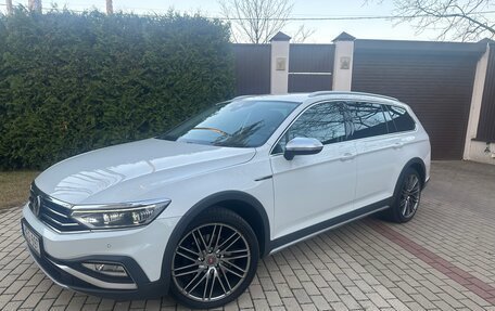 Volkswagen Passat B8 рестайлинг, 2020 год, 3 700 000 рублей, 4 фотография