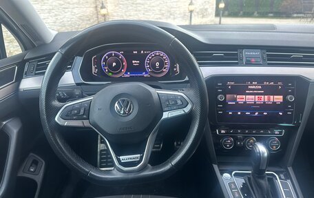 Volkswagen Passat B8 рестайлинг, 2020 год, 3 700 000 рублей, 16 фотография