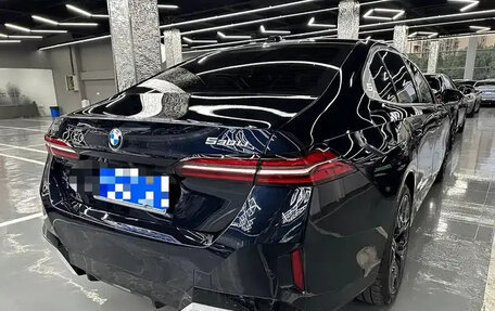 BMW 5 серия, 2024 год, 6 640 500 рублей, 4 фотография
