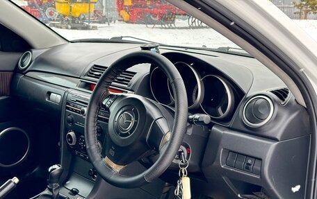 Mazda Axela, 2004 год, 680 000 рублей, 23 фотография