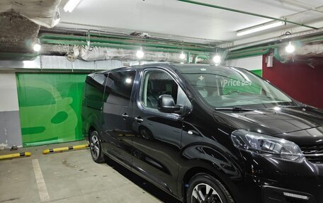 Opel Zafira Life I, 2020 год, 2 900 000 рублей, 10 фотография