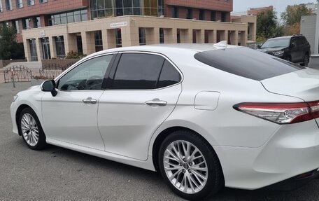 Toyota Camry, 2018 год, 2 521 000 рублей, 3 фотография