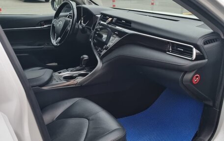 Toyota Camry, 2018 год, 2 521 000 рублей, 7 фотография