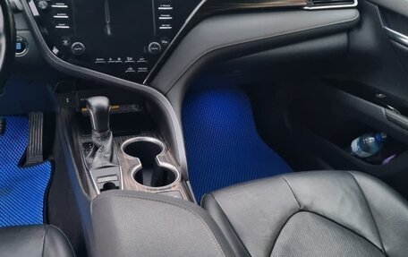 Toyota Camry, 2018 год, 2 521 000 рублей, 10 фотография