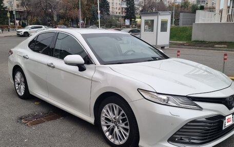 Toyota Camry, 2018 год, 2 521 000 рублей, 6 фотография