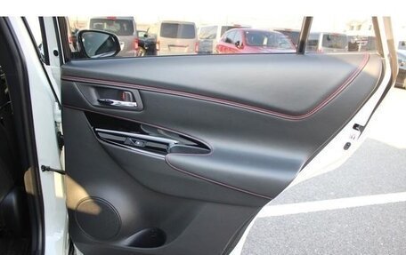 Toyota Harrier, 2017 год, 2 165 000 рублей, 29 фотография