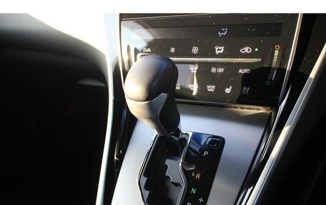 Toyota Harrier, 2017 год, 2 165 000 рублей, 34 фотография