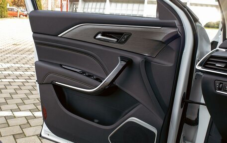 FAW Bestune T77, 2024 год, 2 095 000 рублей, 12 фотография