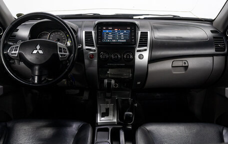 Mitsubishi Pajero Sport II рестайлинг, 2010 год, 1 579 000 рублей, 18 фотография