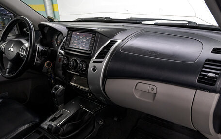 Mitsubishi Pajero Sport II рестайлинг, 2010 год, 1 579 000 рублей, 16 фотография