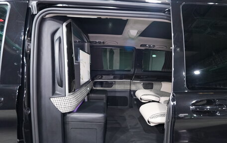 Mercedes-Benz V-Класс, 2020 год, 11 000 000 рублей, 15 фотография