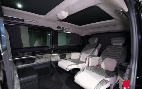 Mercedes-Benz V-Класс, 2020 год, 11 000 000 рублей, 17 фотография