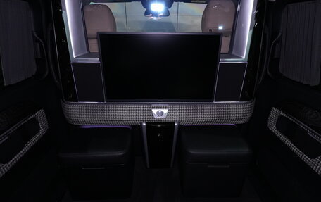 Mercedes-Benz V-Класс, 2020 год, 11 000 000 рублей, 23 фотография