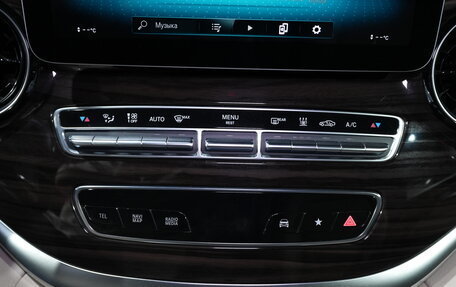 Mercedes-Benz V-Класс, 2020 год, 11 000 000 рублей, 32 фотография