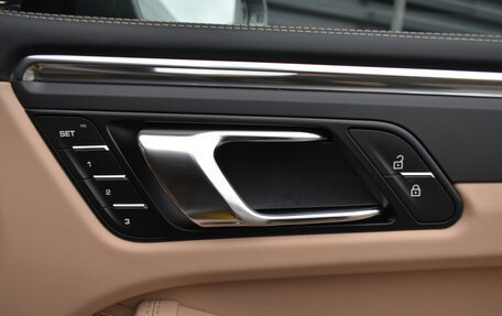 Porsche Macan I рестайлинг, 2025 год, 12 999 000 рублей, 21 фотография