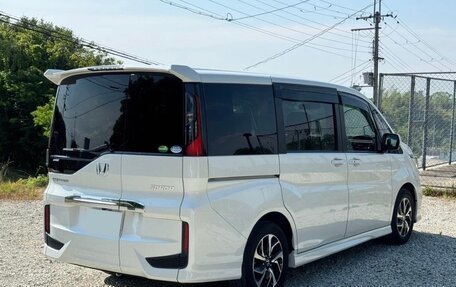 Honda Stepwgn IV, 2021 год, 1 850 000 рублей, 7 фотография