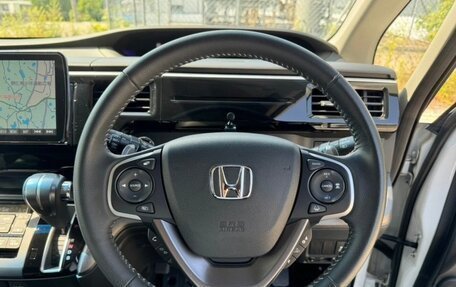 Honda Stepwgn IV, 2021 год, 1 850 000 рублей, 11 фотография