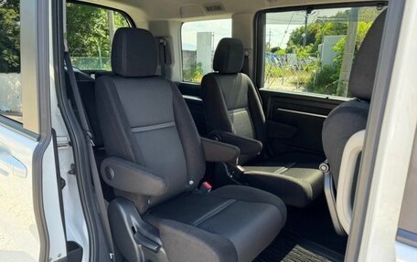 Honda Stepwgn IV, 2021 год, 1 850 000 рублей, 18 фотография