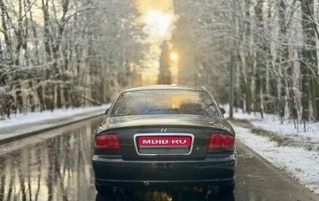 Hyundai Sonata IV рестайлинг, 2003 год, 250 000 рублей, 1 фотография