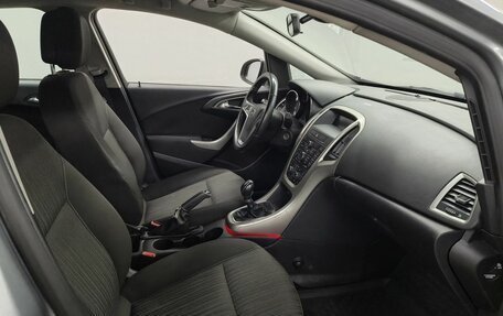 Opel Astra J, 2011 год, 633 000 рублей, 9 фотография