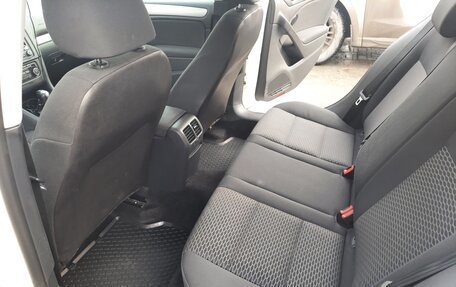 Volkswagen Golf VI, 2011 год, 950 000 рублей, 12 фотография