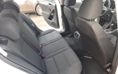 Volkswagen Golf VI, 2011 год, 950 000 рублей, 13 фотография