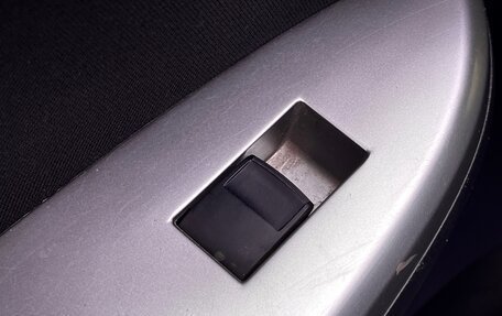 Toyota Corolla, 2012 год, 1 079 000 рублей, 18 фотография