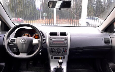 Toyota Corolla, 2012 год, 1 079 000 рублей, 10 фотография