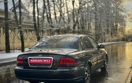 Hyundai Sonata IV рестайлинг, 2003 год, 250 000 рублей, 2 фотография