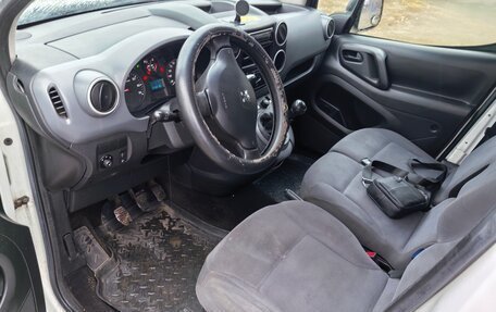 Peugeot Partner II рестайлинг 2, 2014 год, 649 000 рублей, 9 фотография